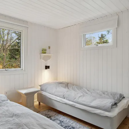 Дом отдыха 3 Bedroom Pet Friendly In