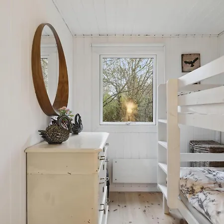 3 Bedroom Pet Friendly In